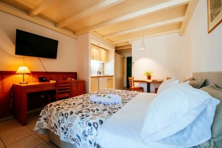 Chorvátsko Severná Dalmácia Zaton Holiday Resort 4 dňový pobyt Bez stravy Vlastná April 2026 (27/04/26-30/04/26)