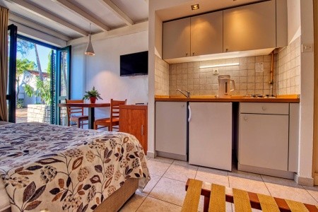 Chorvátsko Severná Dalmácia Zaton Holiday Resort 4 dňový pobyt Bez stravy Vlastná April 2026 (27/04/26-30/04/26)