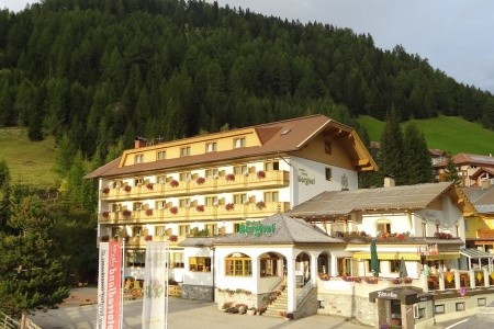 Familienhotel Berghof - 2