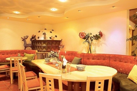 Familienhotel Berghof - 11