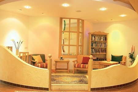 Familienhotel Berghof - 12