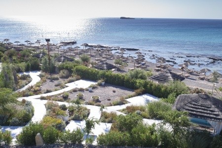 Aquagrand Artistic Luxury Beach Resort - 24