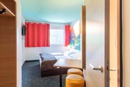 B&B Hotel Passau	 West - 25