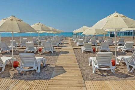 Greenwood Suites Resort - 4