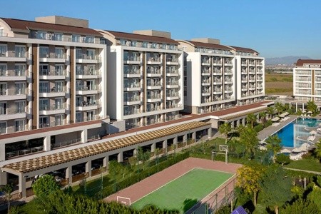 Greenwood Suites Resort - 14