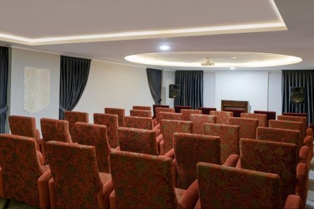 Antique Roman Palace - 28