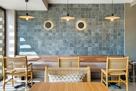 Harmony E Rock Hotel & Resort - 2