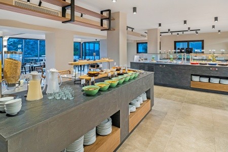 Harmony E Rock Hotel & Resort - 8