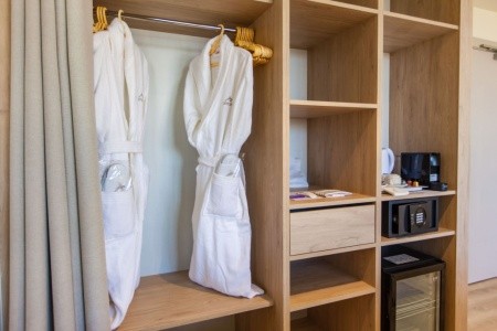 Abora Buenaventura - 11