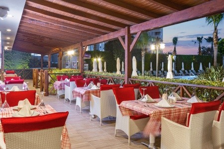 Turecko Antalya Wyndham Garden Lara (Ex.