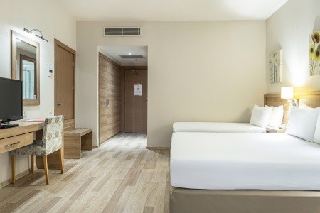 Ramada Resort By Wyndham Lara - 38