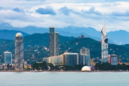Grúzia Hegyei, Üdüléssel Batumiban