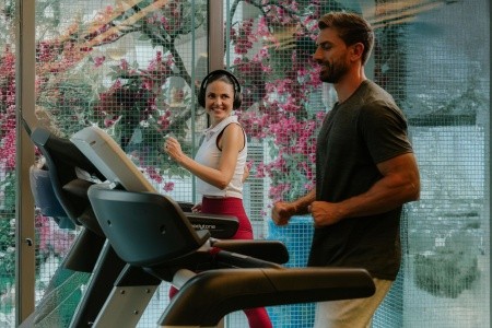 Spojené arabské emiráty Dubaj Ja Ocean View Hotel Jumeirah Beach 12 dňový pobyt Polpenzia Letecky Letisko: Praha March 2026 (12/03/26-23/03/26)