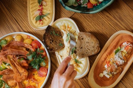 Spojené arabské emiráty Dubaj Ja Ocean View Hotel Jumeirah Beach 12 dňový pobyt Polpenzia Letecky Letisko: Praha March 2026 (12/03/26-23/03/26)