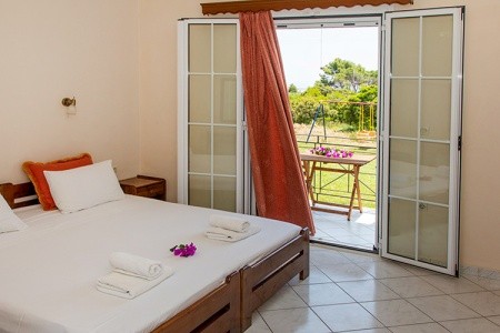 Grécko Kefalónia Studia Vitoratos 11 dňový pobyt Bez stravy Letecky Letisko: Praha August 2026 (24/08/26- 3/09/26)