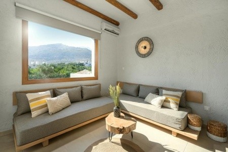 Okeanis Mystique South - 16