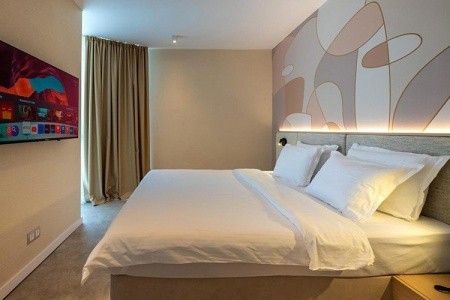 Zenith (Ex.marlin Beach) - 27