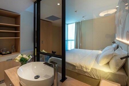 Zenith (Ex.marlin Beach) - 42