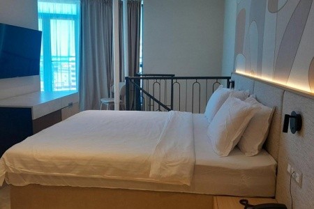 Zenith (Ex.marlin Beach) - 52