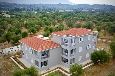 Casa De Rosa Studios & Apartments (Svoronata) - 9