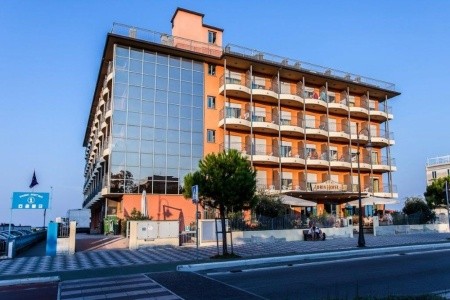 Adria Beach Club (Villamarina Di Cesenatico) - 6