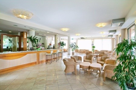 Adria Beach Club (Villamarina Di Cesenatico) - 9