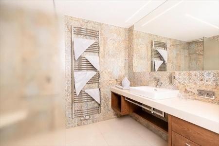 Fun + Spa-Hotel Strass - 11