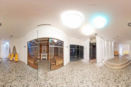 Fun + Spa-Hotel Strass - 18