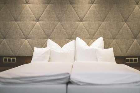 Fun + Spa-Hotel Strass - 47