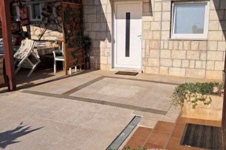 Kamenný Dům 1355-7514 - 1