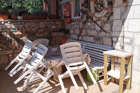 Kamenný Dům 1355-7514 - 9