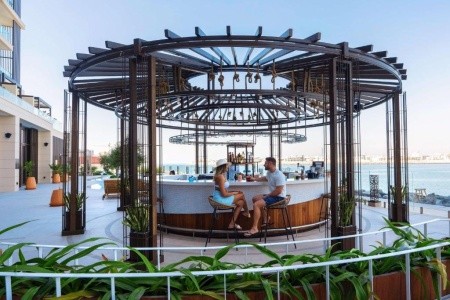 Spojené arabské emiráty Dubaj Hyatt Centric Jumeirah Dubai 9 dňový pobyt Raňajky Letecky Letisko: Praha July 2026 ( 7/07/26-15/07/26)