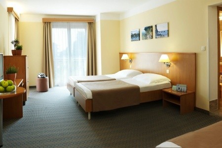 Slovinsko Portorož Act-Ion Neptun 4 dňový pobyt Raňajky Vlastná June 2026 (30/06/26- 3/07/26)