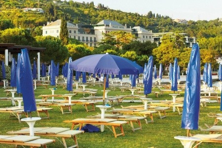 Slovinsko Portorož Act-Ion Neptun 4 dňový pobyt Raňajky Vlastná June 2026 (30/06/26- 3/07/26)