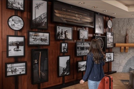 Crystal Lodge Hotel Whistler - 4