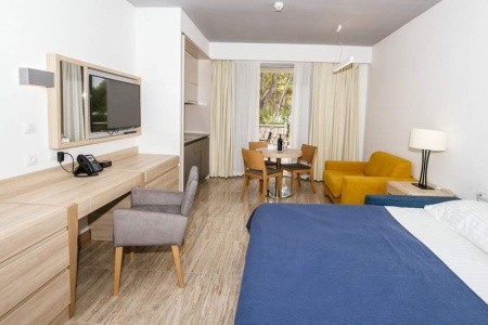 Zaton Holiday Resort 4 Star Apartments - 22