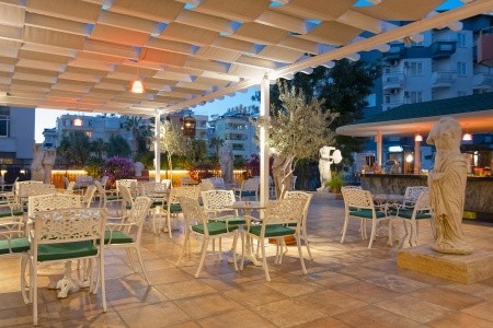 Antique Roman Palace - 5