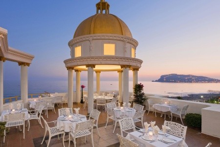 Antique Roman Palace - 27