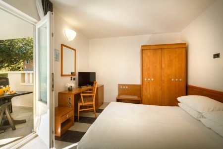 Amarin Apartments - 8