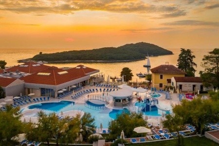 Resort Belvedere Hotel - 11