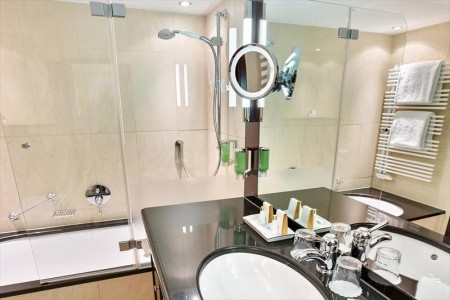 Schloss Lebenberg - 13