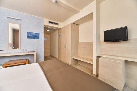 Mediteran Plava Laguna - 8