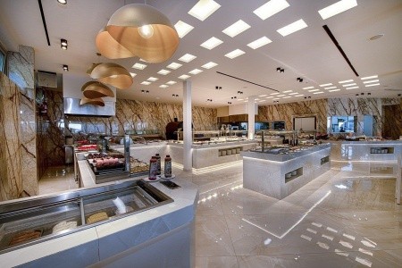 Vantaris Luxury Beach Resort - 10