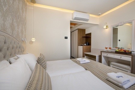 Vantaris Luxury Beach Resort - 20