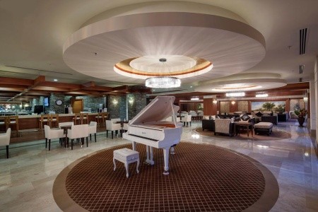 Crystal Family Resort & Spa - 11