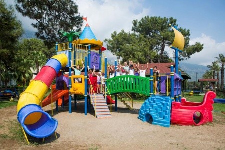 Crystal Flora Beach Resort - 16