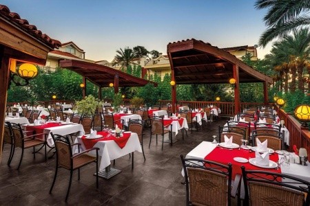 Crystal Aura Beach Resort & Spa - 10