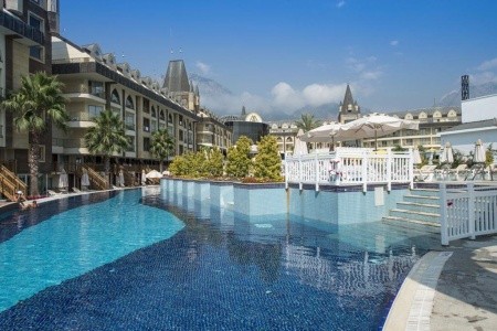 Crystal Prestige Elite (Ex. Le Chateau De Prestige) - 6