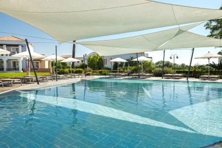 Neptune Resort - 379