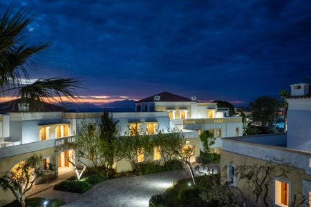 Neptune Resort - 389